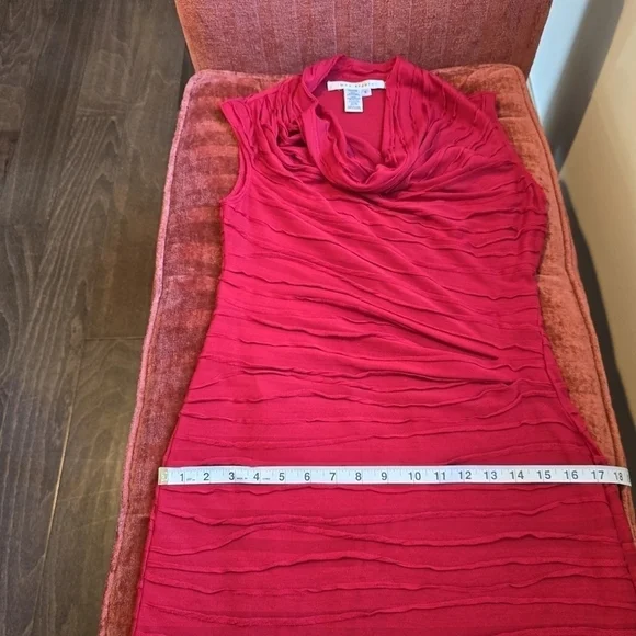 Max Studio Ruched & Textured Stretch Red Sleeveless Cowl Neck Sheath Dress Sz. S - Picture 9 of 10